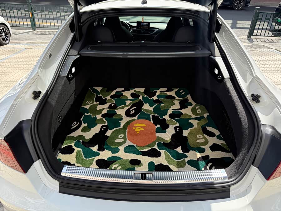 Audi RS 7 2015 #16 Audi RS 7 2015 car image #16