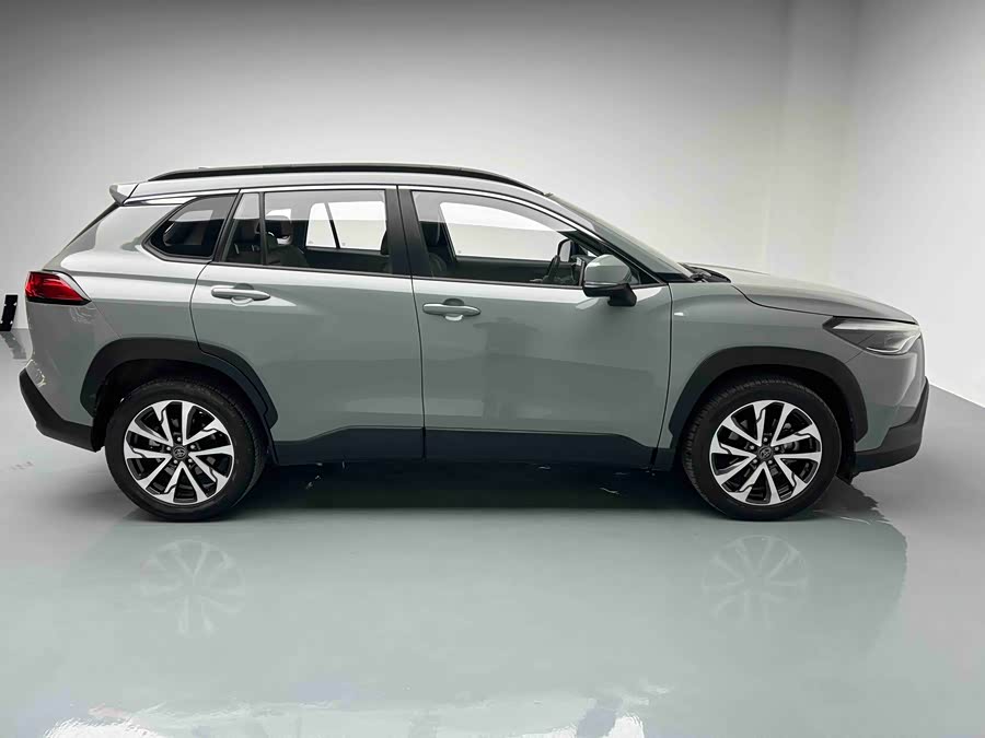 Toyota Corolla Cross 2022 #16 Toyota Corolla Cross 2022 car image #16