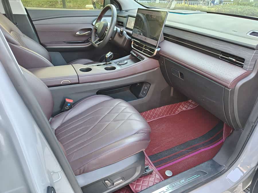 Jetour X90 PRO 2024 car image #16