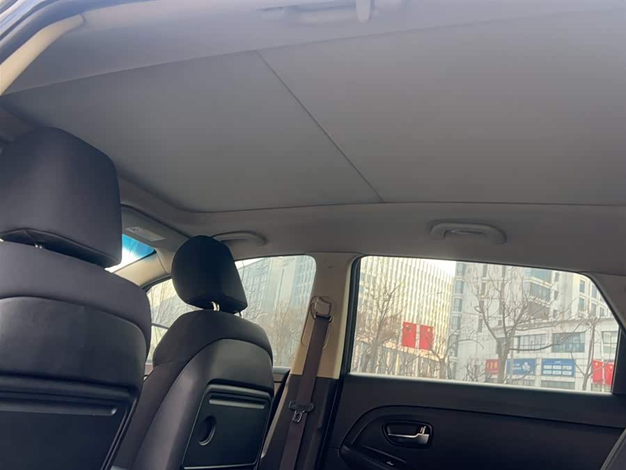 起亚 佳乐 2015 汽车图片 #16