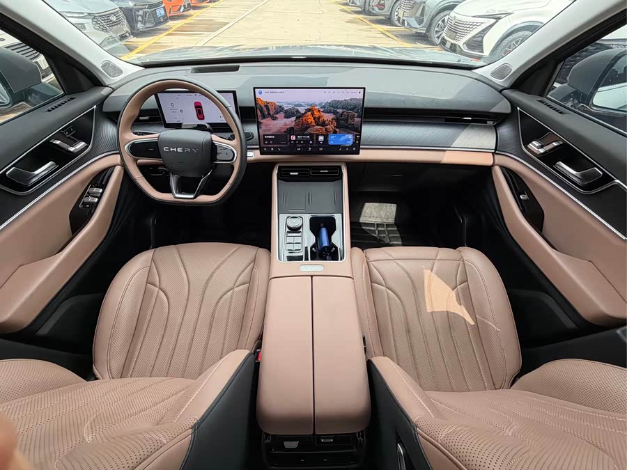 Chery Tiggo8L 2025 immagine di auto #16