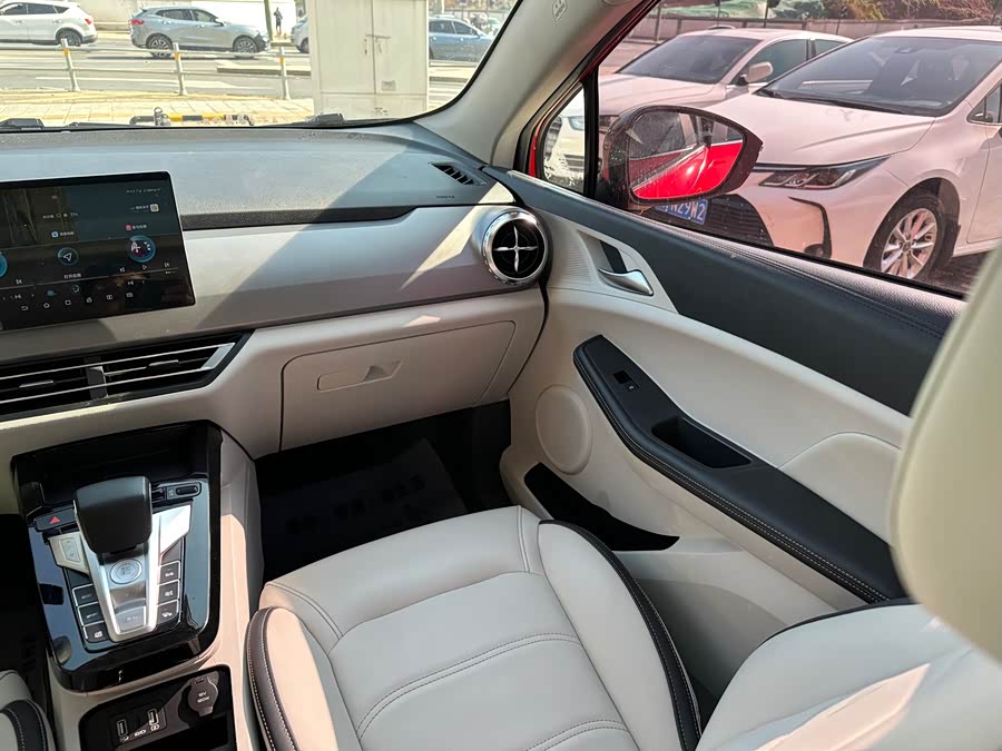 BYD Yuan Pro 2021 #16 BYD Yuan Pro 2021 car image #16