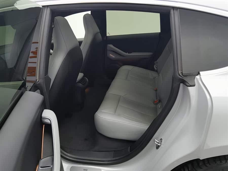 NIO ET5 2023 car image #16