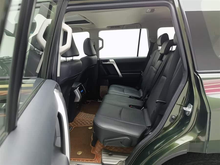 Toyota Land Cruiser Prado 2020 #16 Toyota Land Cruiser Prado 2020 car image #16