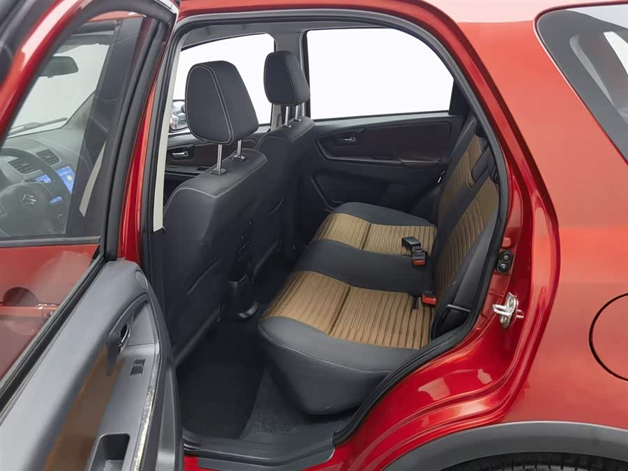 铃木 天语 SX4 2014 汽车图片 #16