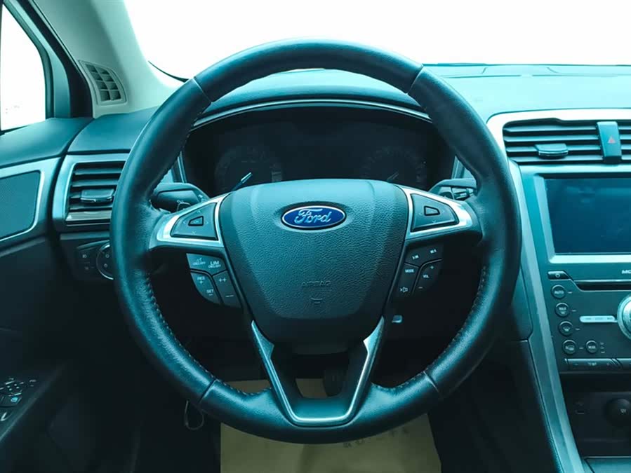 Ford Mondeo 2019 #16 Ford Mondeo 2019 car image #16