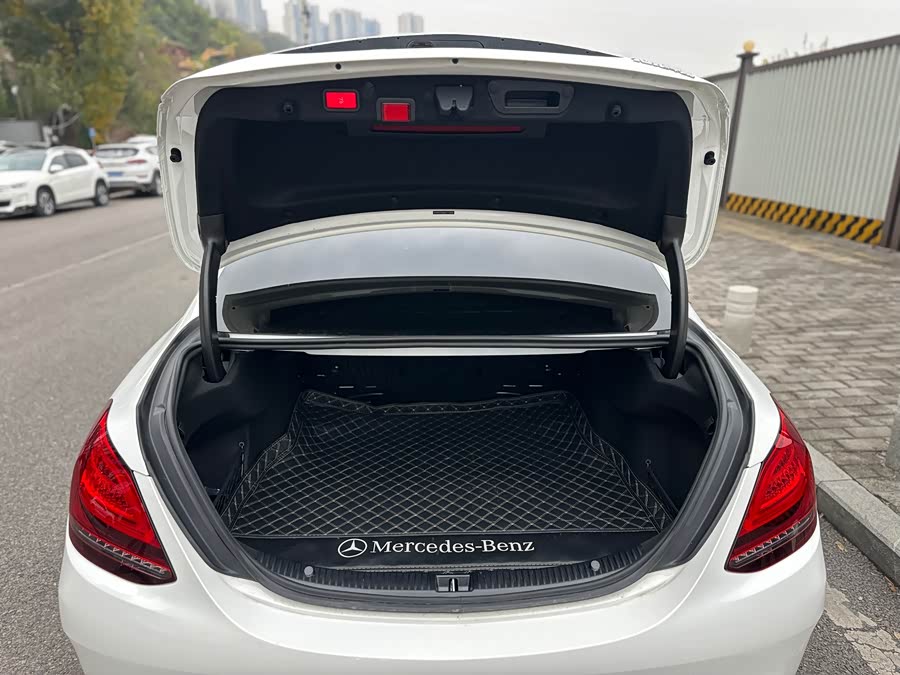 Mercedes-Benz C Class 2020 car image #16