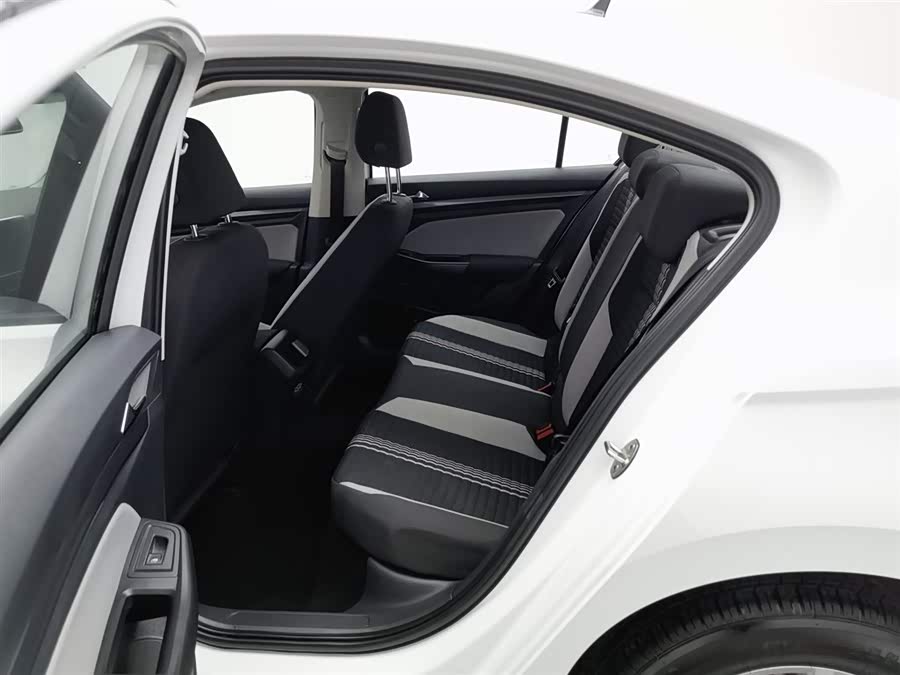 Volkswagen Bora 2024 car image #16