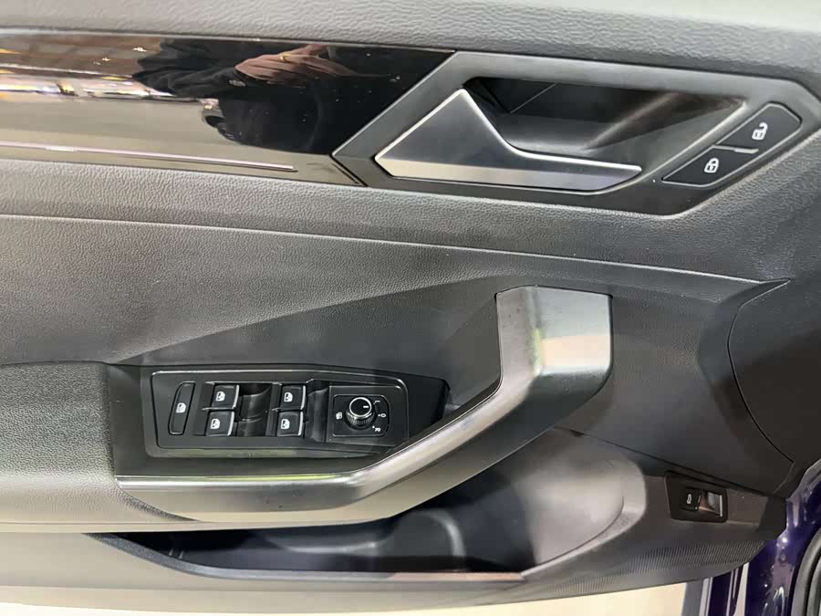 T-Roc 2020 car image #16