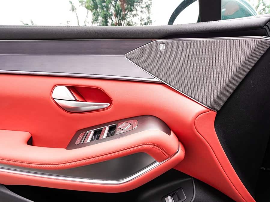 BYD Tang L 2025 immagine di auto #16