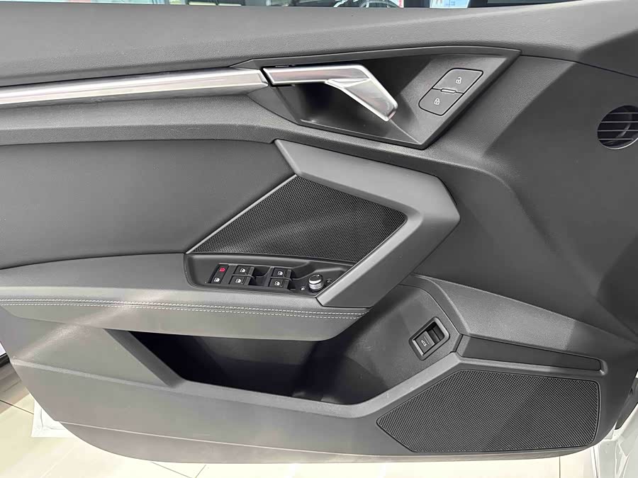 Audi A3 2024 immagine di auto #16