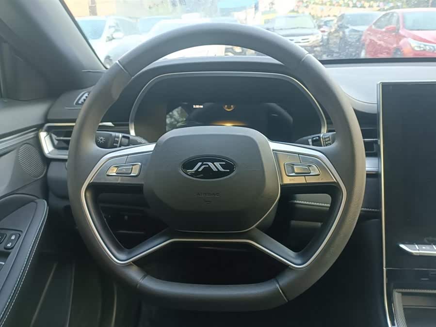 JAC A5 PLUS 2024 صورة سيارة #16