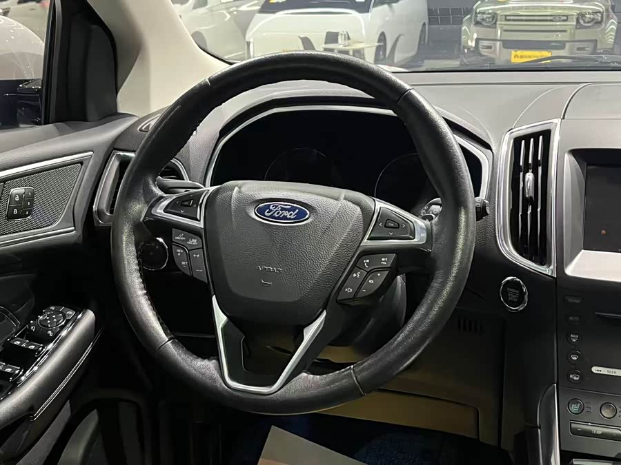 Ford Edge 2018 #16 Ford Edge 2018 car image #16