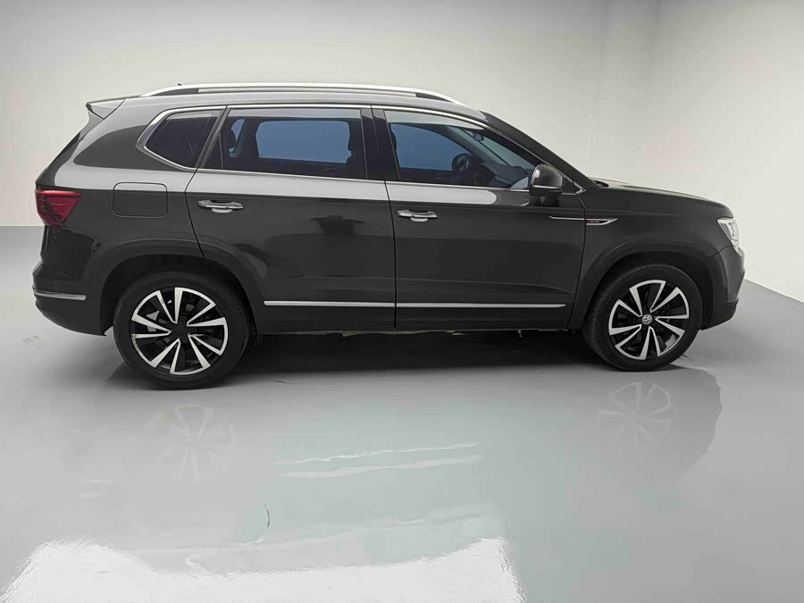 Volkswagen Tharu 2019 #16 Volkswagen Tharu 2019 car image #16