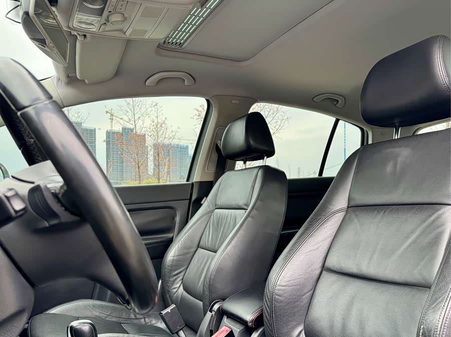 Volkswagen Golf (Imported) 2012 imagem de carro #16