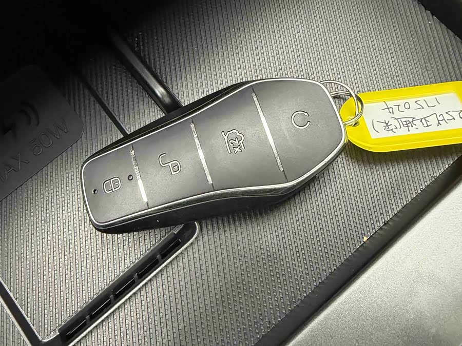 BYD Seal 2023 immagine di auto #16