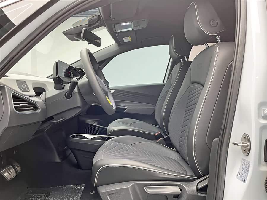 Volkswagen ID.3 2023 car image #16