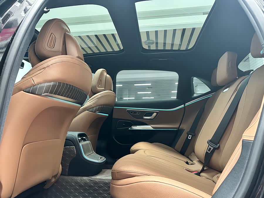 Mercedes-Benz E Class 2024 car image #16