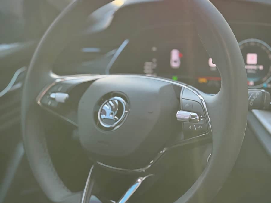 Skoda Octavia 2022 #16 Skoda Octavia 2022 car image #16