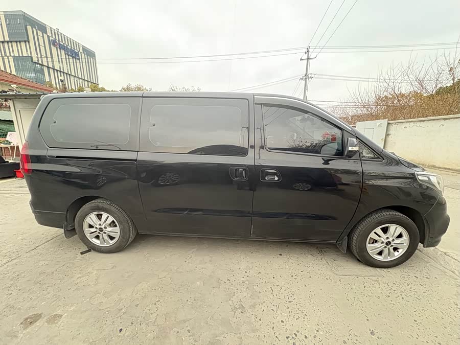 Forthing M7 2021 صورة سيارة #16