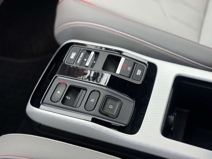 Honda e:NS2 2024 car image #16