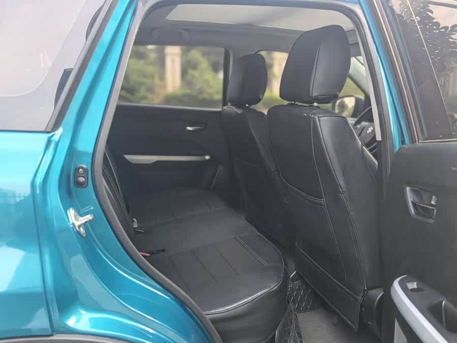 Suzuki Vitara 2016 car image #16