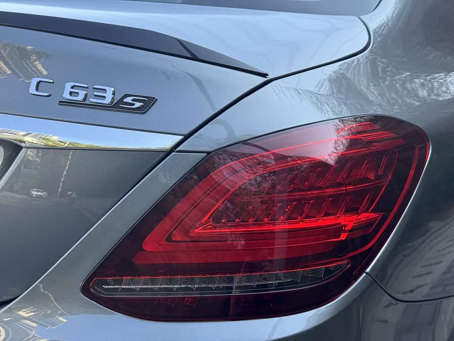 Mercedes-Benz C AMG 2023 immagine di auto #16