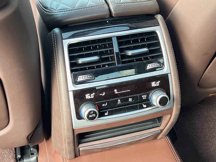 BMW 7 Series 2020 #16 BMW 7 Series 2020 car image #16