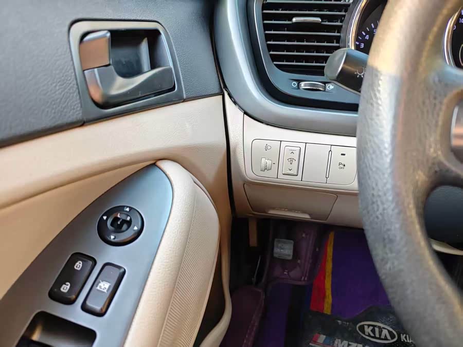 Kia K5 2016 car image #16