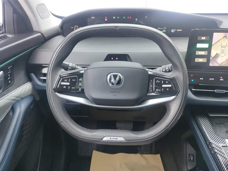 Changan UNI-K iDD 2023 car image #16