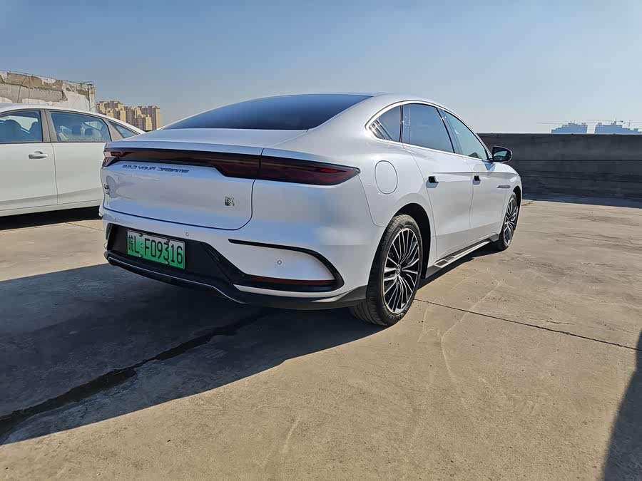 BYD Han 2022 car image #16