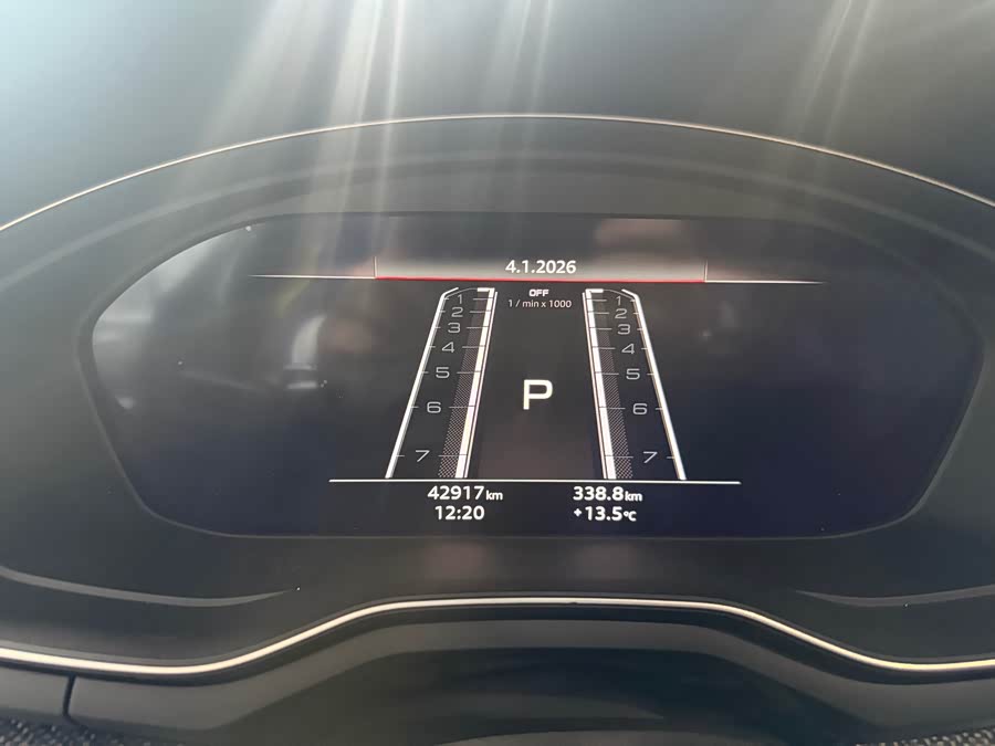 Audi RS 4 2023 car image #16