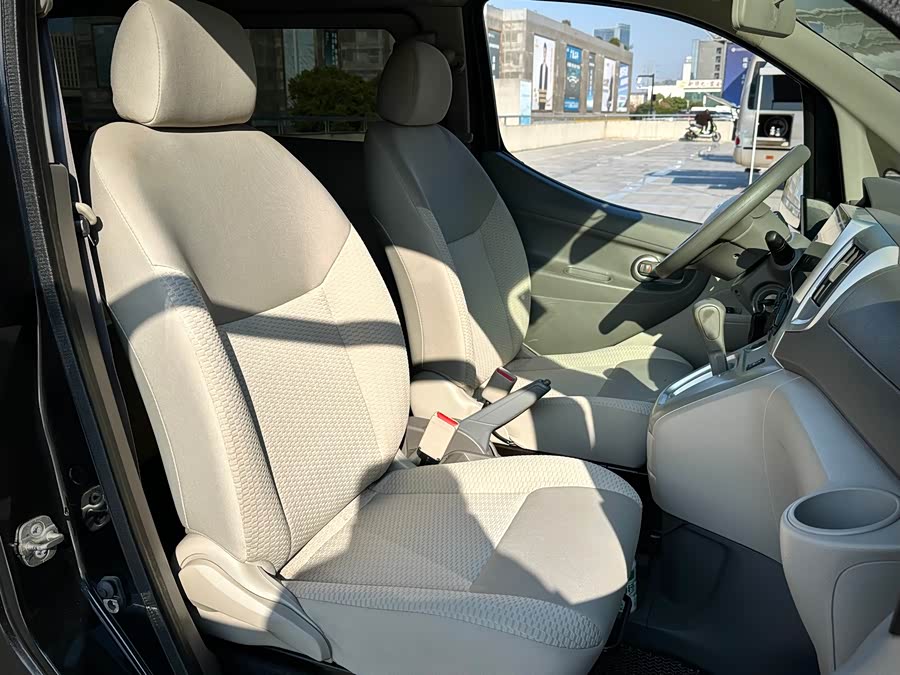 日产 日产NV200 2015 汽车图片 #16