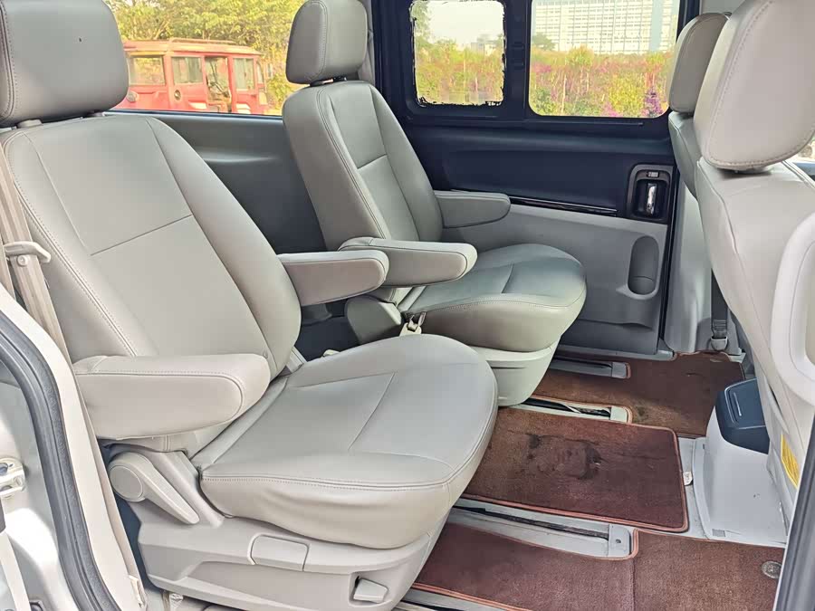 JAC 2018 #16 JAC 2018 car image #16