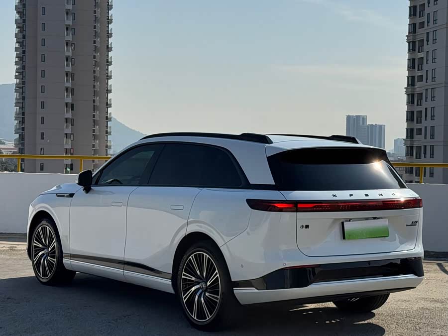 小鹏 小鹏G9 2022 汽车图片 #16