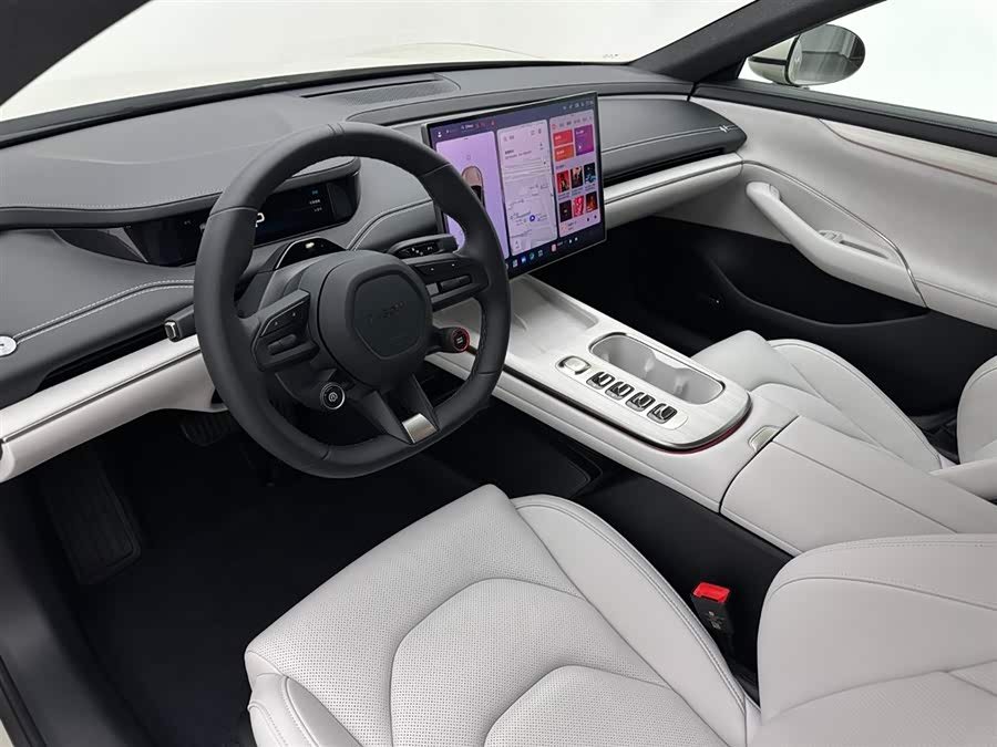 MI SU7 2025 car image #16