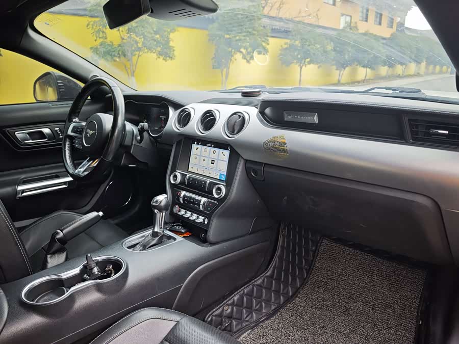Ford Mustang 2019 car image #16