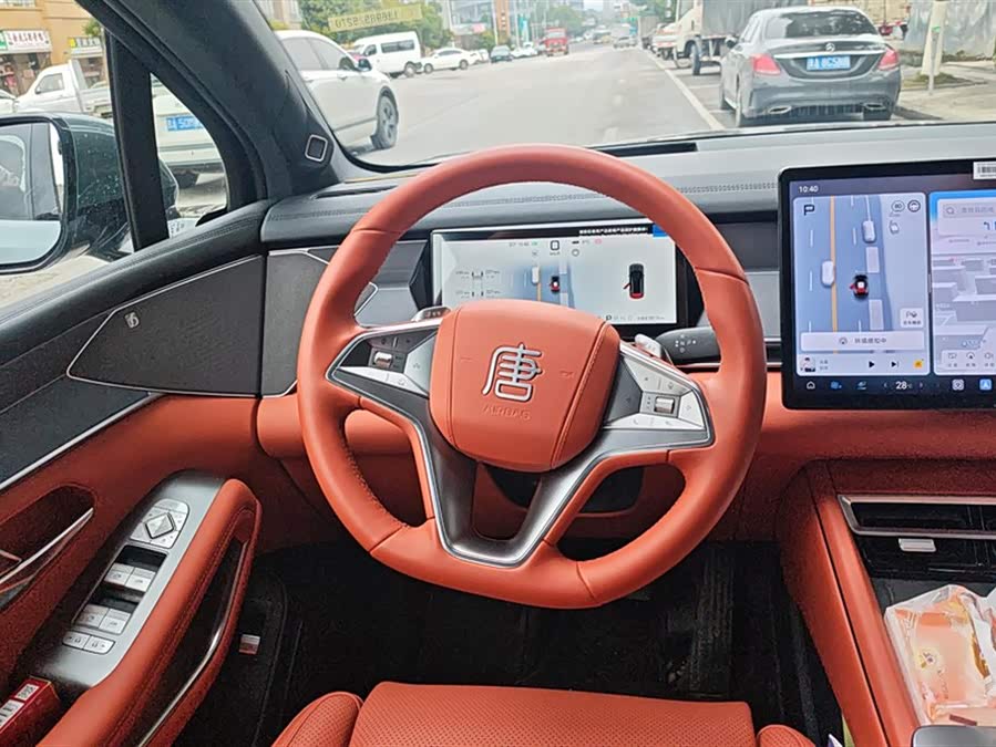 BYD Tang L 2025 car image #16