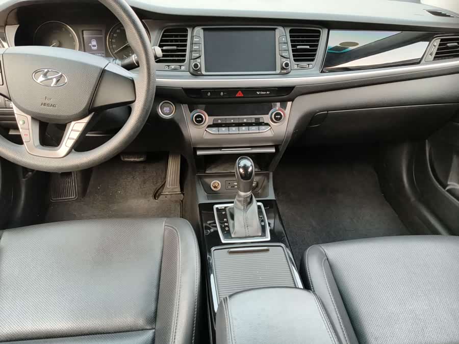 Hyundai Mistra 2018 #16 Hyundai Mistra 2018 car image #16