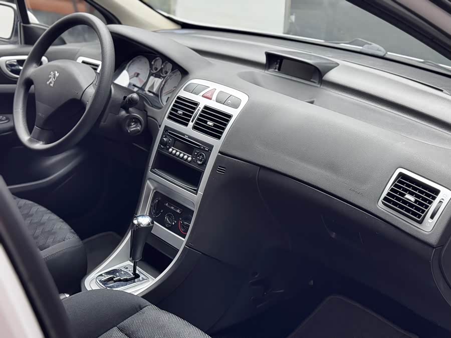 标致 标致307 2011 汽车图片 #16