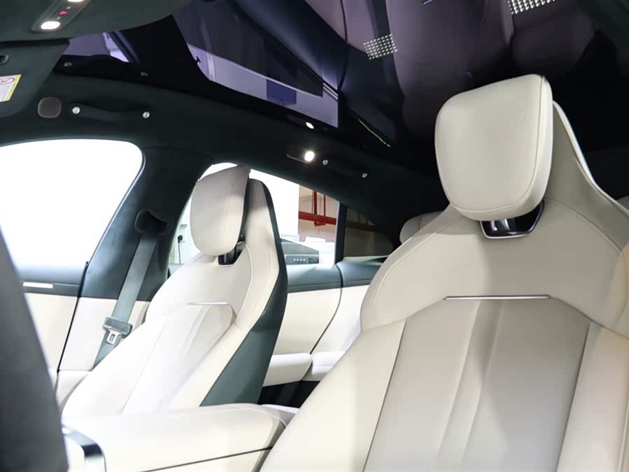 小米汽车 小米YU7 2025 汽车图片 #16