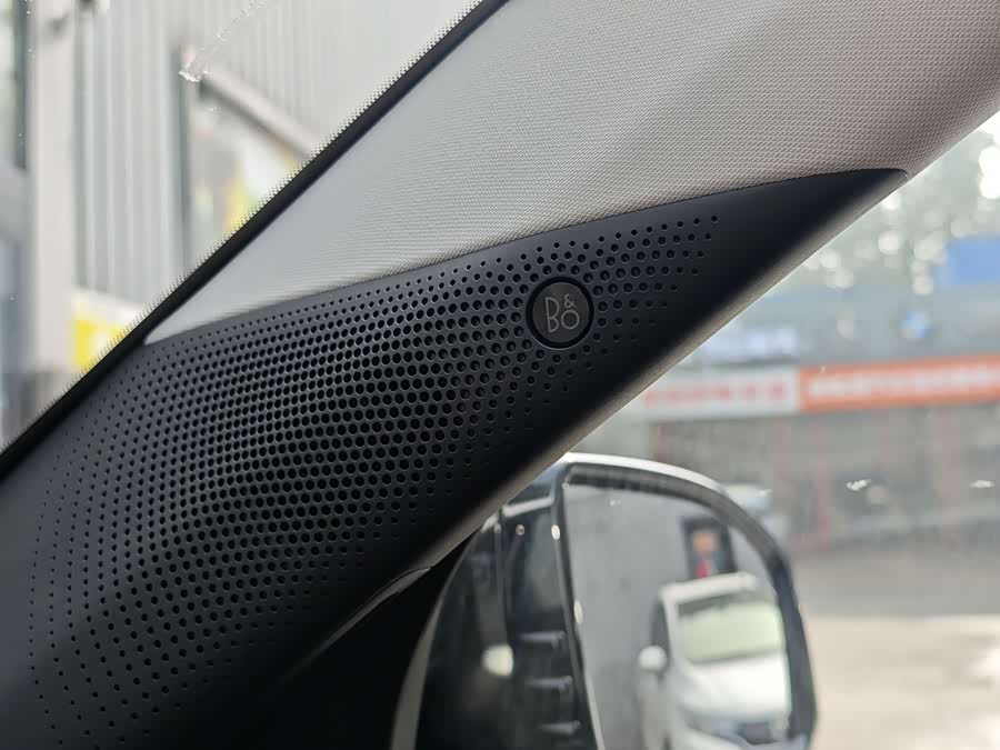Ford Edge 2024 car image #16
