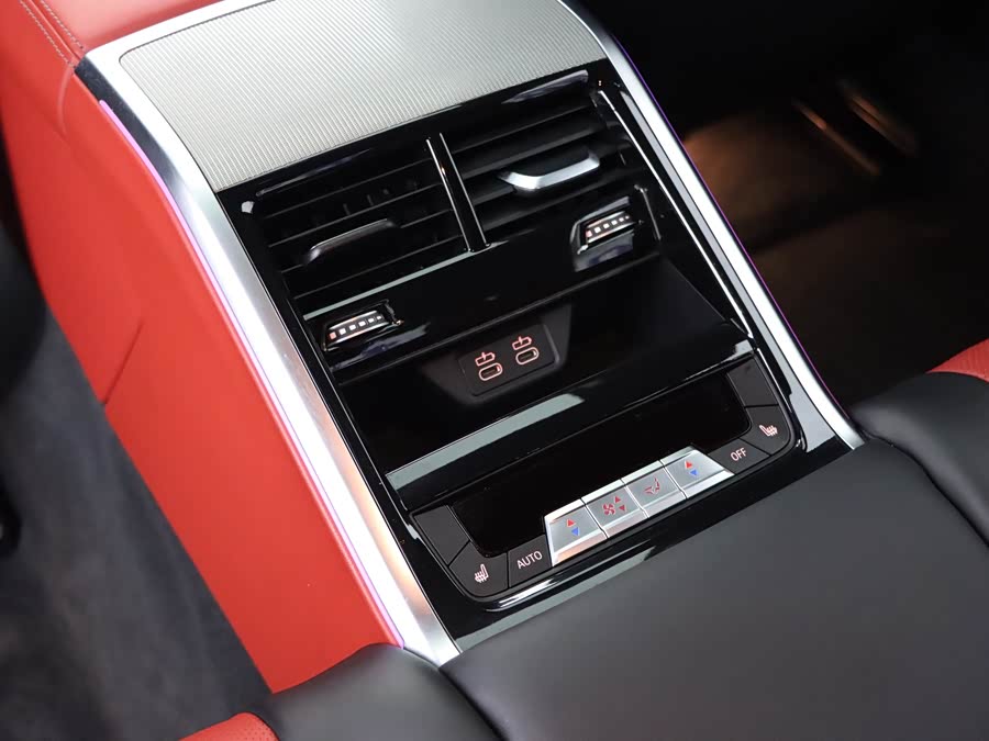 BMW 8 Series 2023 #16 BMW 8 Series 2023 car image #16