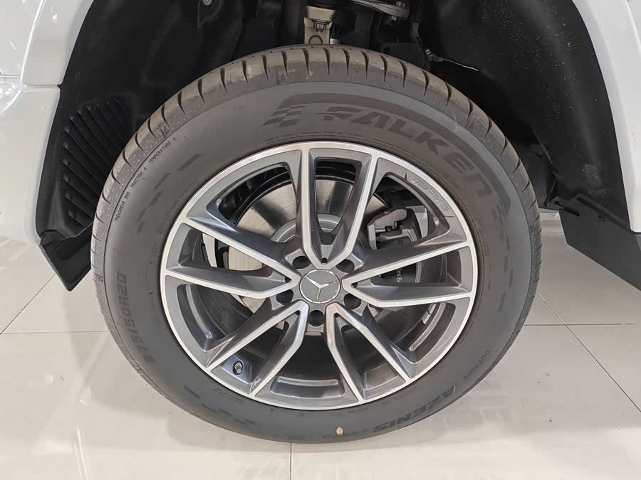 Mercedes-Benz car image #16
