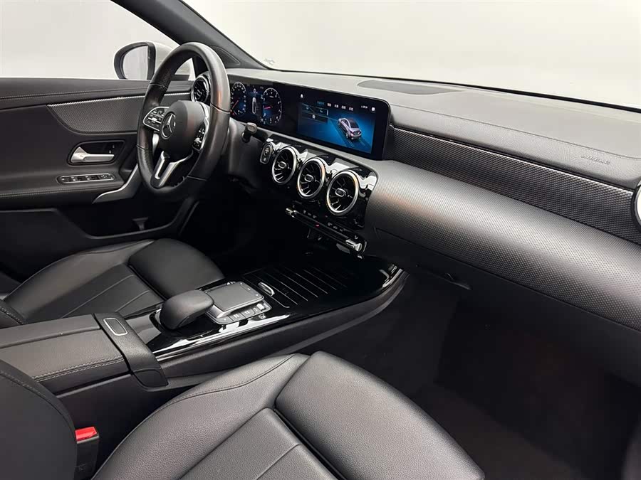 Mercedes-Benz A Class 2021 car image #16