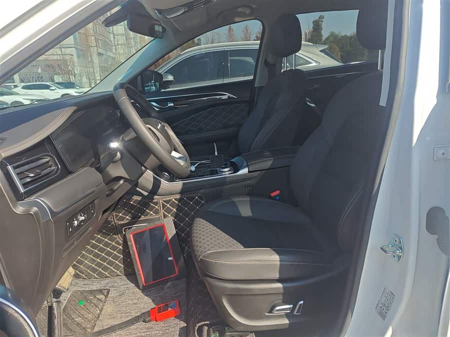 Jetour X95 2023 car image #16