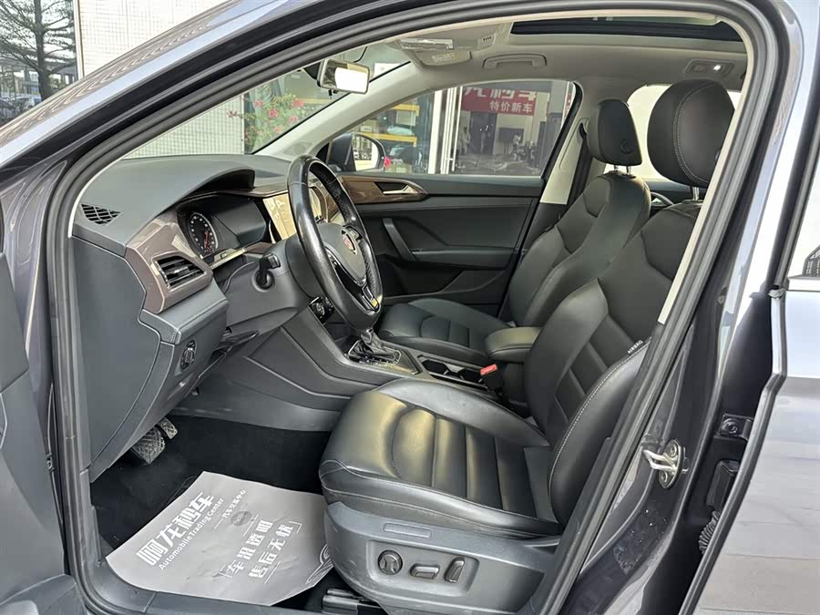 Volkswagen Tharu 2020 car image #16