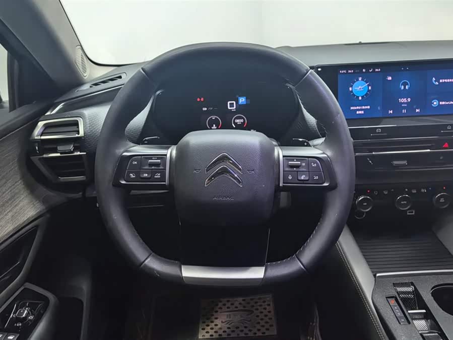 Citroen C5 X 2023 car image #16