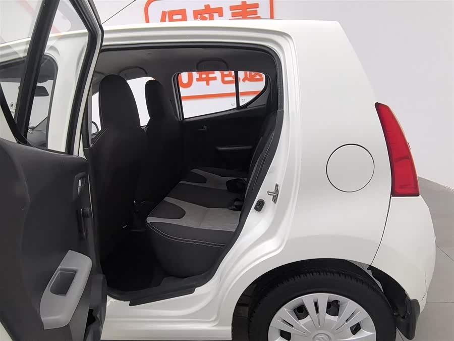 Suzuki Alto 2014 car image #16