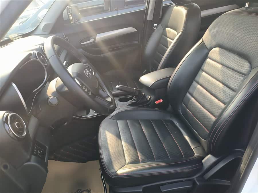 Kaiyi X3 2018 car image #16